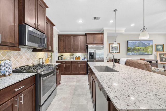 403 Marina View Drive, Webster, TX 77598