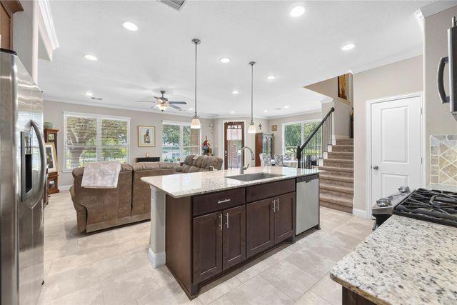 403 Marina View Drive, Webster, TX 77598