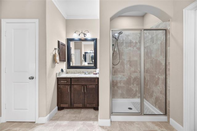 403 Marina View Drive, Webster, TX 77598