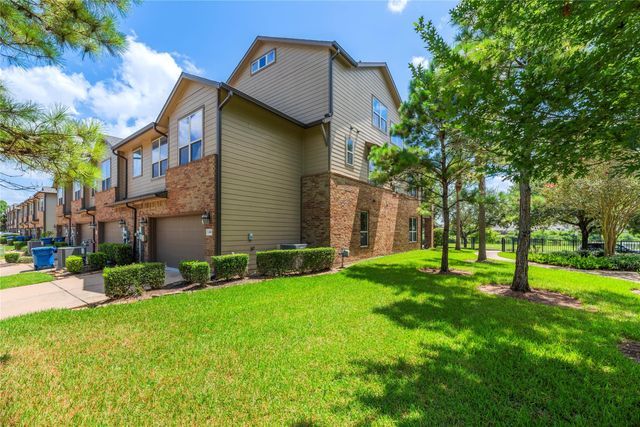 403 Marina View Drive, Webster, TX 77598
