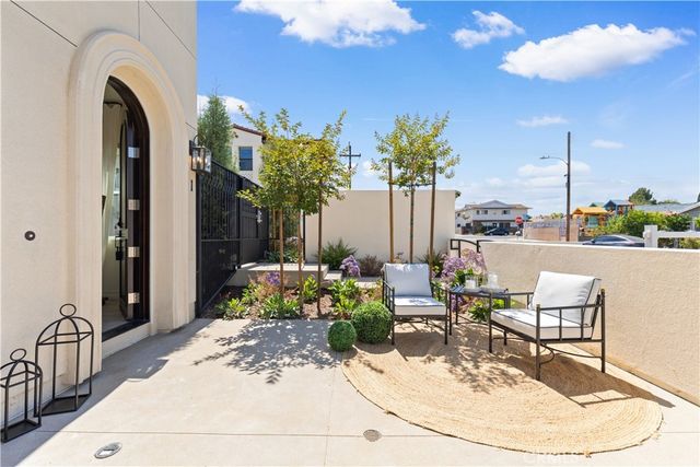 210 N New Avenue 2, Monterey Park, CA 91755