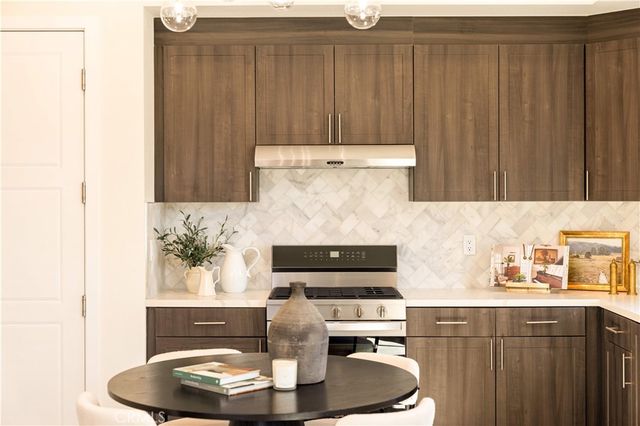210 N New Avenue 2, Monterey Park, CA 91755