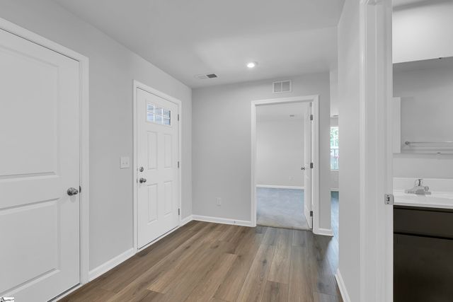 209 Utica Bend Court, Seneca, SC 29678
