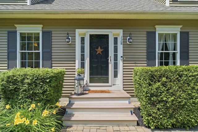 128 Bragg Hill Rd, Westminster, MA 01473