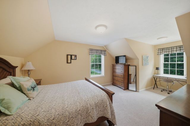 128 Bragg Hill Rd, Westminster, MA 01473