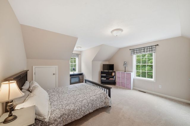128 Bragg Hill Rd, Westminster, MA 01473