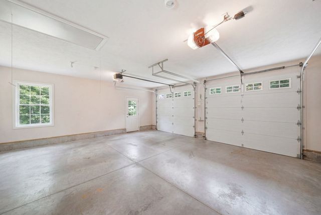 128 Bragg Hill Rd, Westminster, MA 01473