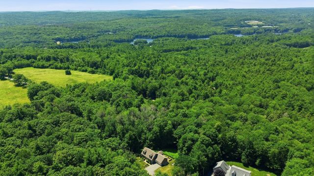 128 Bragg Hill Rd, Westminster, MA 01473