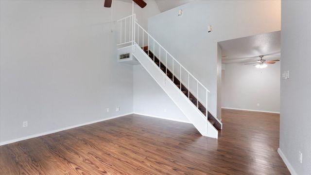 10811 Richmond Avenue 101, Houston, TX 77042