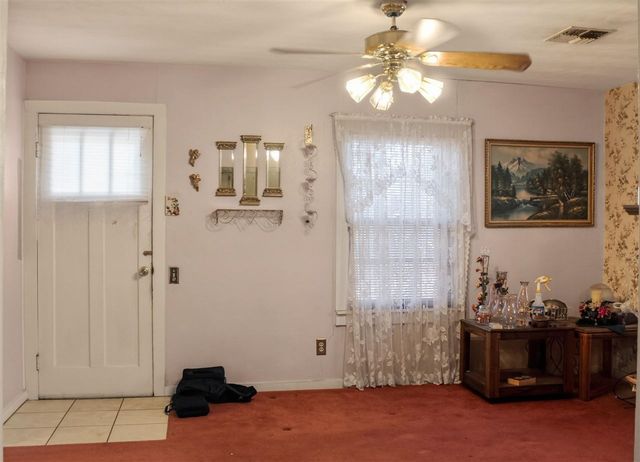 208 W Oliver St, Fletcher, OK 73541