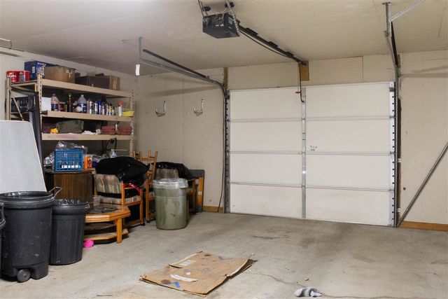 208 W Oliver St, Fletcher, OK 73541