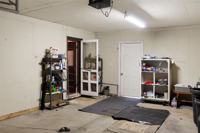 208 W Oliver St, Fletcher, OK 73541