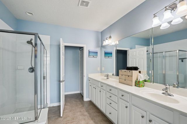 6604 WHITE BLOSSOM Court 10H, Jacksonville, FL 32258