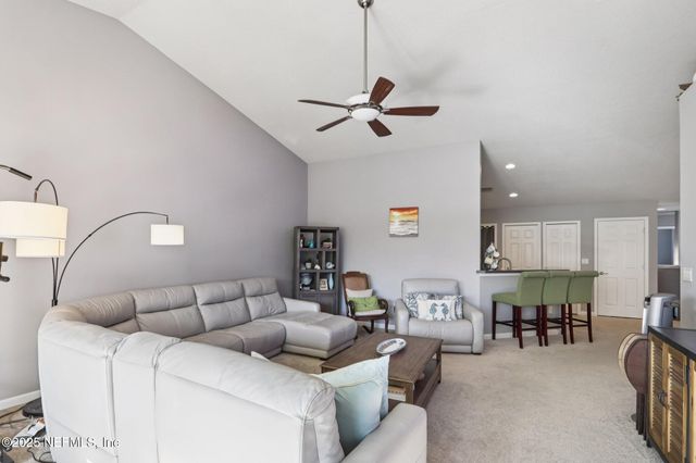 6604 WHITE BLOSSOM Court 10H, Jacksonville, FL 32258