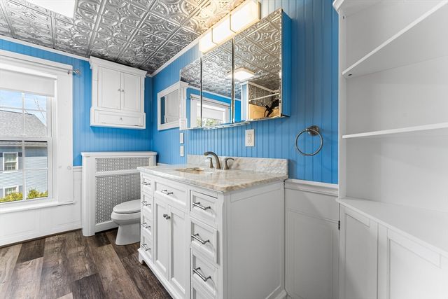 1 Bell St, North Brookfield, MA 01535