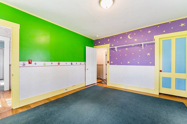 1 Bell St, North Brookfield, MA 01535