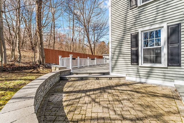 1 Bell St, North Brookfield, MA 01535