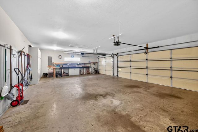 800 Rico Drive, Athens, TX 75751