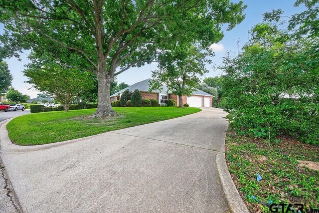 800 Rico Drive, Athens, TX 75751