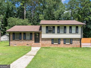 1638 Dellwood Circle, Morrow, GA 30260