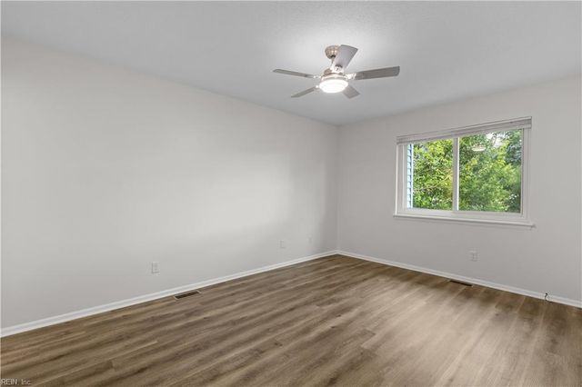 3520 Alister CT, Virginia Beach, VA 23453
