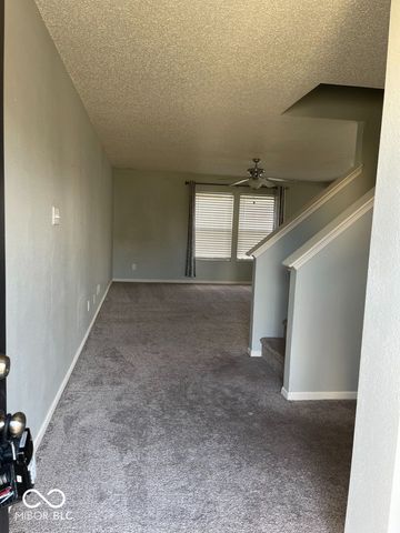 8355 Becks Mill Lane, Indianapolis, IN 46113