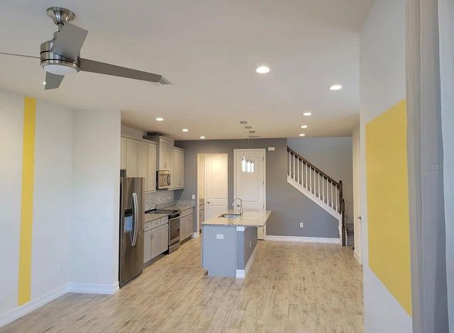 3231 PAINTED BLOSSOM COURT, Lutz, FL 33558