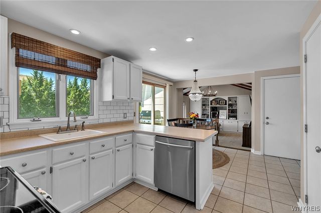 209 Mcnair Road, Amherst, NY 14221