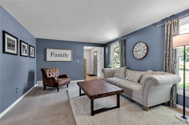209 Mcnair Road, Amherst, NY 14221