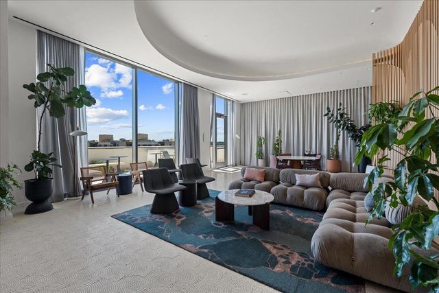 44 East Ave 1609, Austin, TX 78701