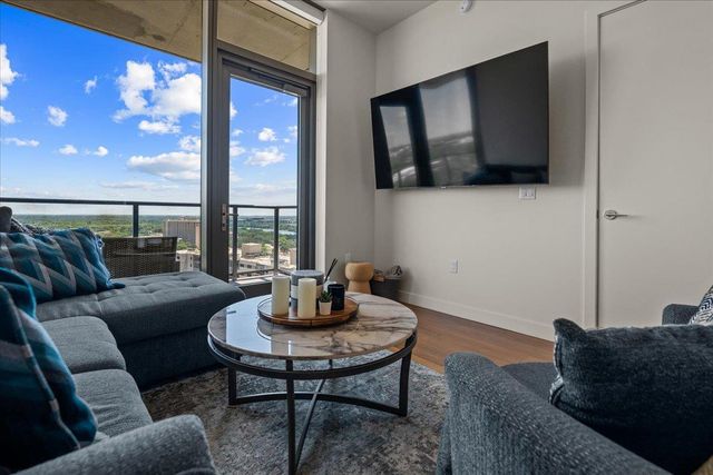 44 East Ave 1609, Austin, TX 78701