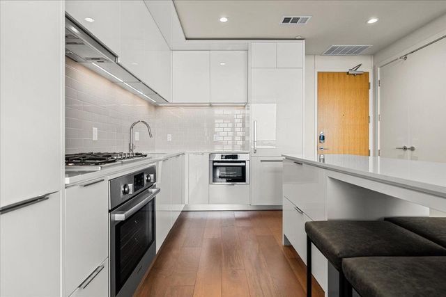 44 East Ave 1609, Austin, TX 78701