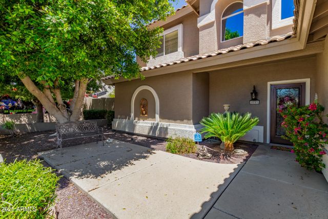 4648 W MISTY WILLOW Lane, Glendale, AZ 85310