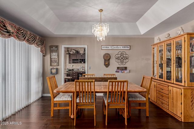 4648 W MISTY WILLOW Lane, Glendale, AZ 85310