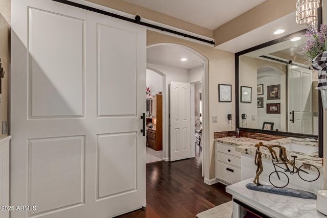 4648 W MISTY WILLOW Lane, Glendale, AZ 85310