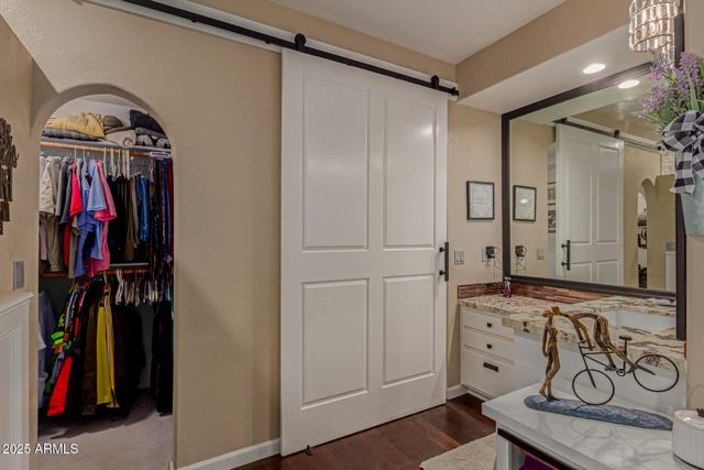 4648 W MISTY WILLOW Lane, Glendale, AZ 85310