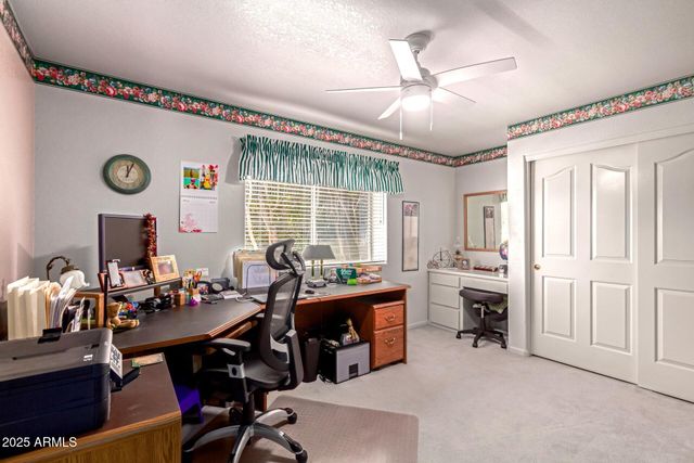 4648 W MISTY WILLOW Lane, Glendale, AZ 85310