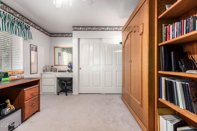 4648 W MISTY WILLOW Lane, Glendale, AZ 85310