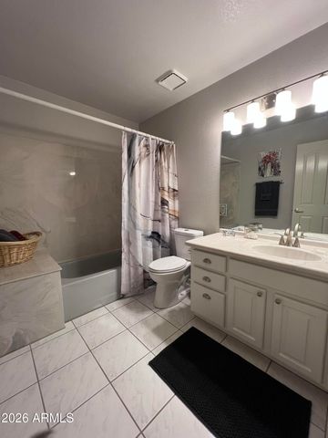 4648 W MISTY WILLOW Lane, Glendale, AZ 85310