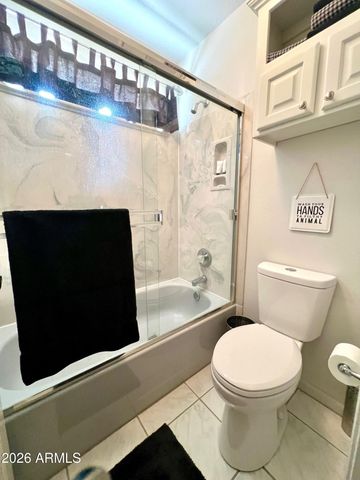 4648 W MISTY WILLOW Lane, Glendale, AZ 85310