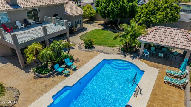 4648 W MISTY WILLOW Lane, Glendale, AZ 85310