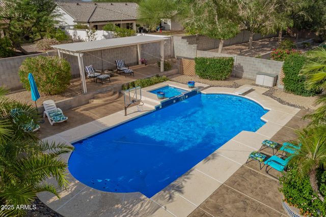 4648 W MISTY WILLOW Lane, Glendale, AZ 85310