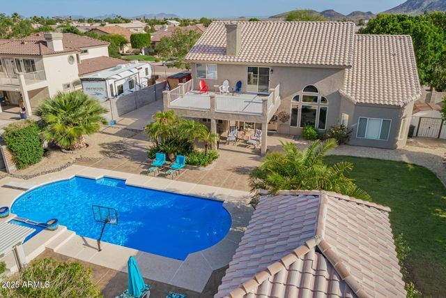 4648 W MISTY WILLOW Lane, Glendale, AZ 85310