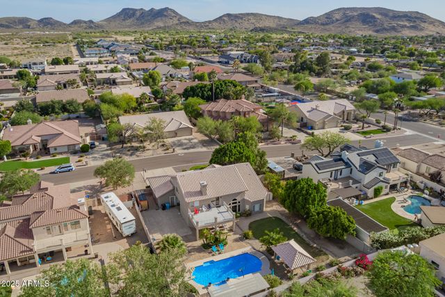 4648 W MISTY WILLOW Lane, Glendale, AZ 85310