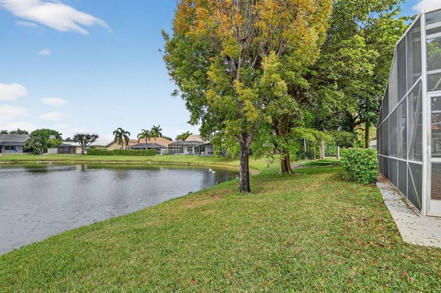 2453 Stonegate Drive, Wellington, FL 33414