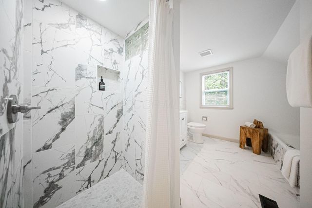 1899 Denbridge Way, Columbus, OH 43219