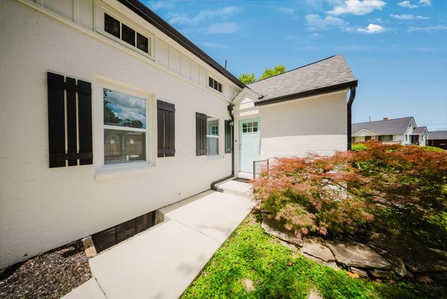 1899 Denbridge Way, Columbus, OH 43219