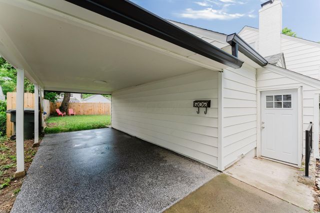 1899 Denbridge Way, Columbus, OH 43219