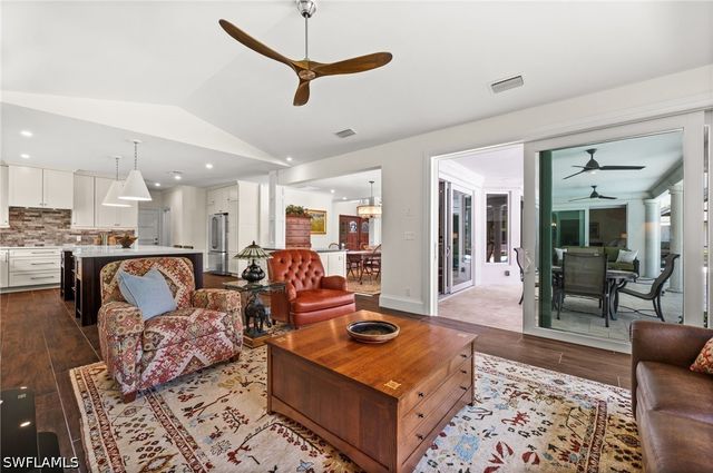 2003 Duke DR, Naples, FL 34110