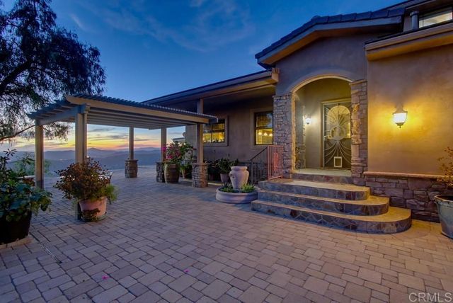 16850 Old Survey Road, Escondido, CA 92025